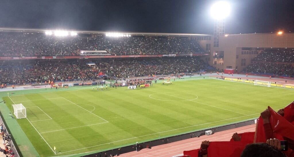 Estadio. Angola contra Zimbabue