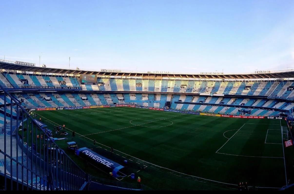 Estadio. Racing Club contra Huracán