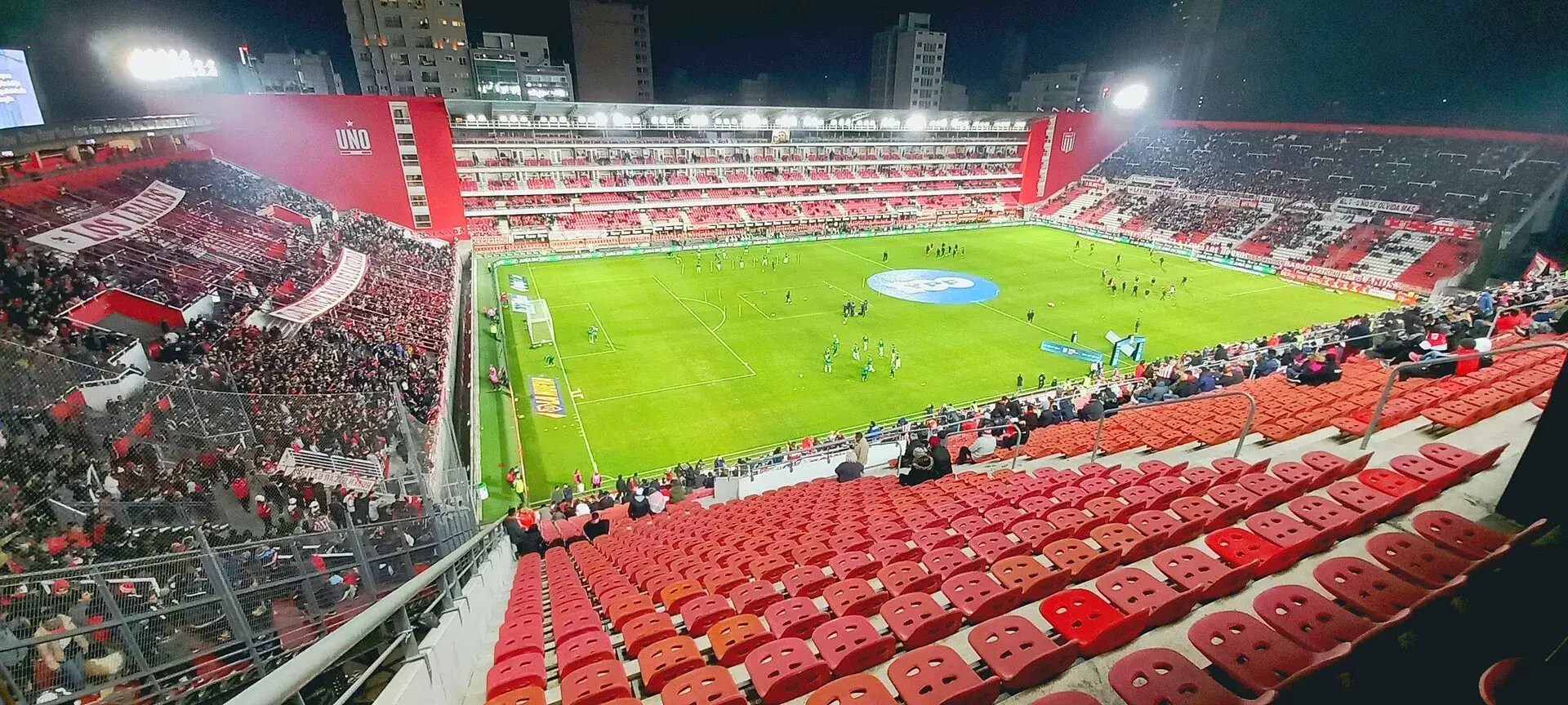 Estadio. Estudiantes de La Plata contra Talleres