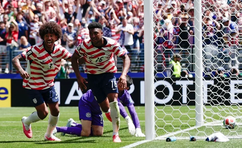 Los anfitriones del Mundial ya están en 16avos de final