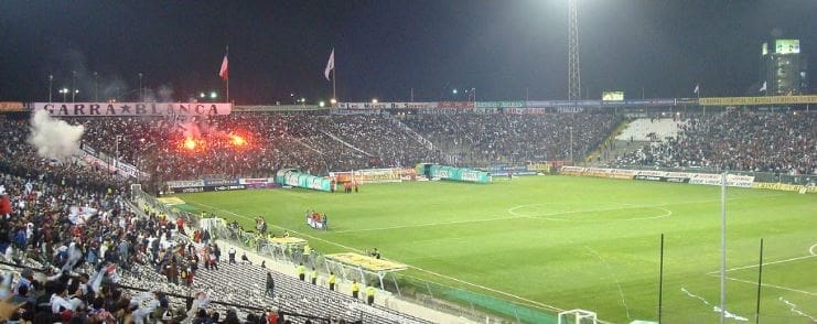 En el Estadio Monumental se jugará el duelo entre Colo-Colo contra Unión La Calera.