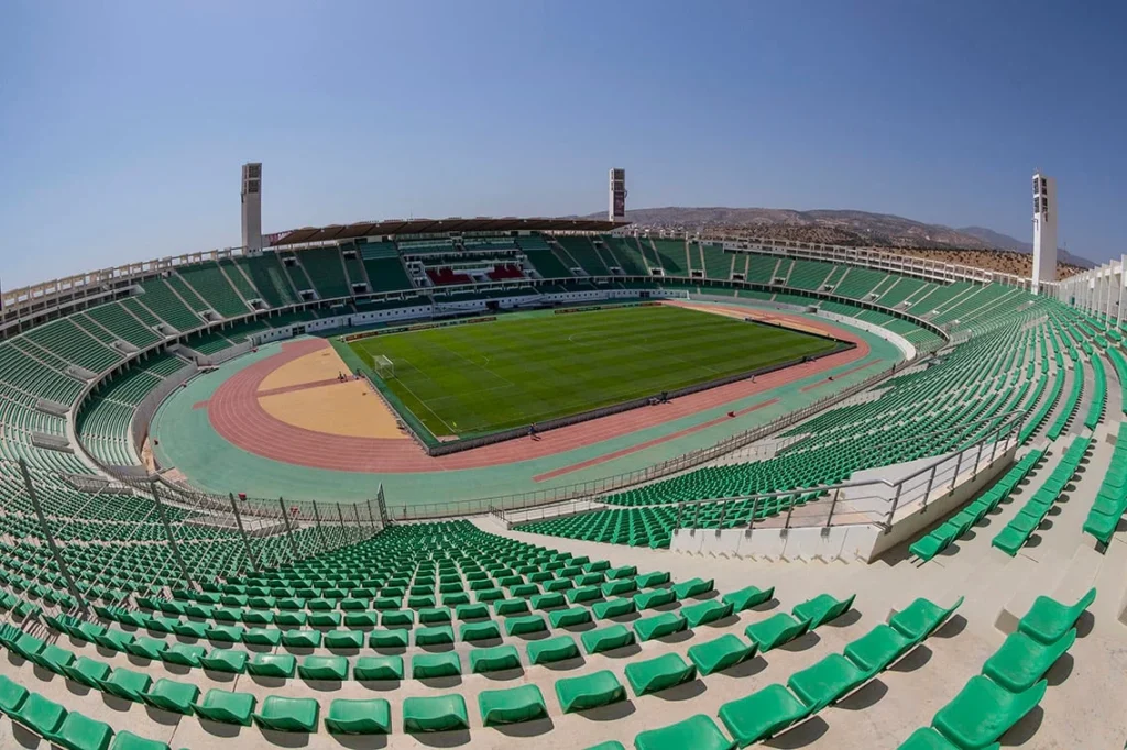 Estadio. Gabón contra Mozambique
