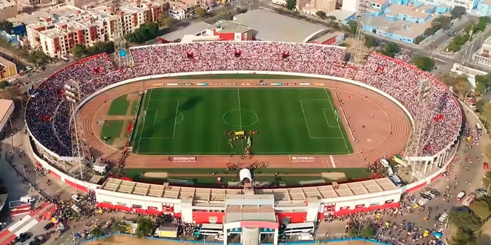 Estadio. Alianza Atlético contra Alianza Lima
