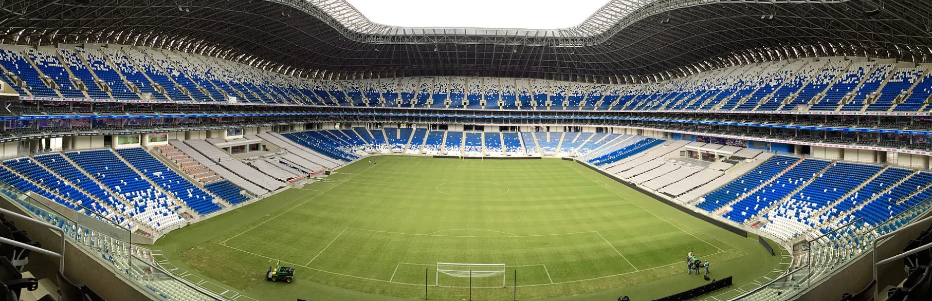 Estadio BBVA MX. Túnez contra Japón