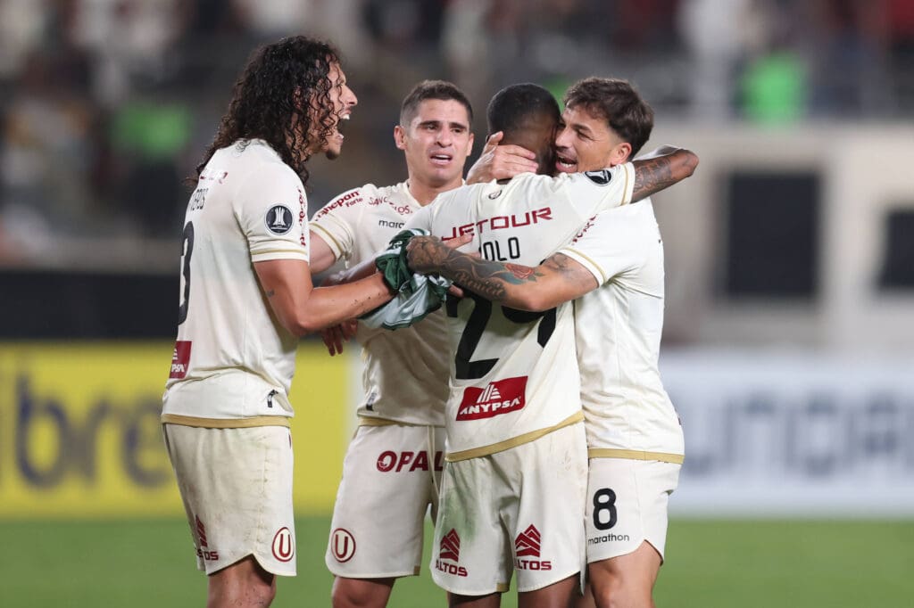 Juan Pablo II gana contre Atletico Grau 