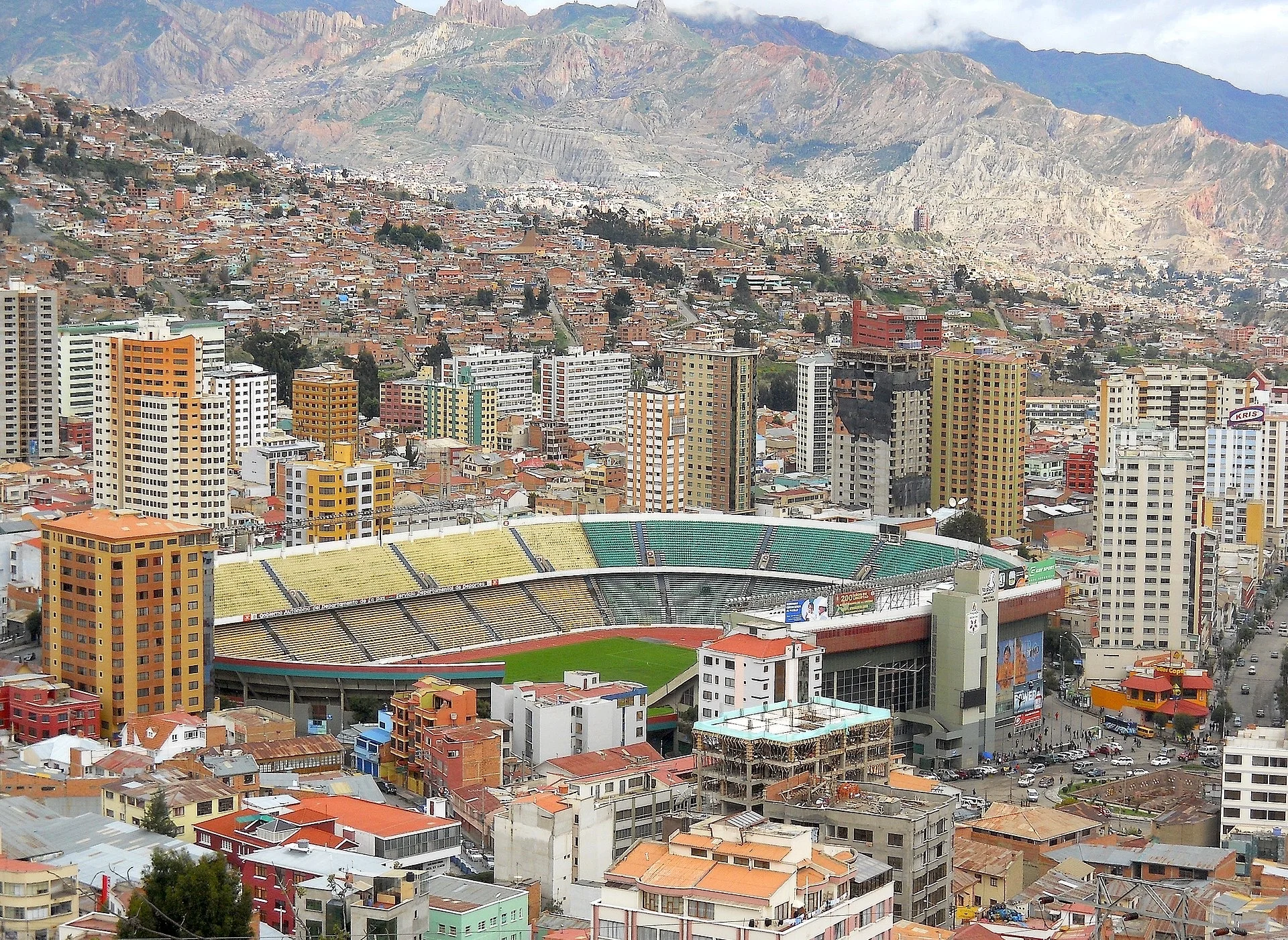 Estadio. The Strongest contra Real Potosí