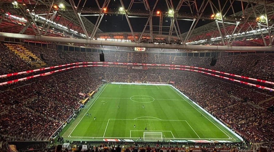 Estadio RAMS park. Galatasaray contra Atlético de Madrid