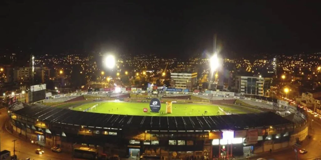 Estadio Alejandro Serrano Aguilar (Cuenca) (1)