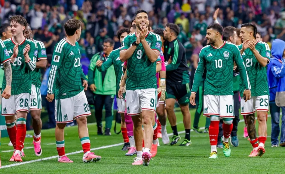 México ganó a Ecuador y rompió 40 años de espera mundialera