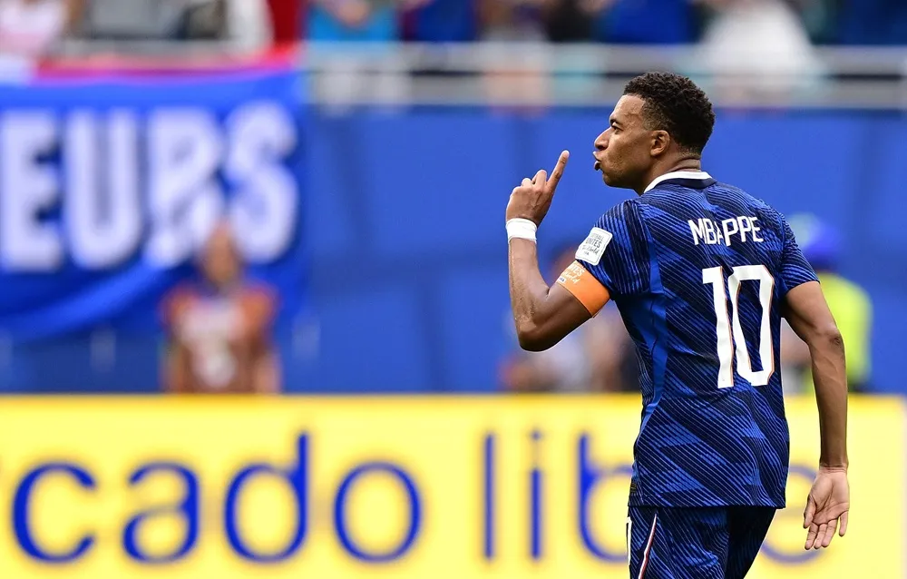 Kylian Mbappé celebra uno de sus goles ante Inglaterra en el partido por el tercer lugar del Mundial 2026. Kylian Mbappé celebra uno de sus goles ante Inglaterra en el partido por el tercer lugar del Mundial 2026.