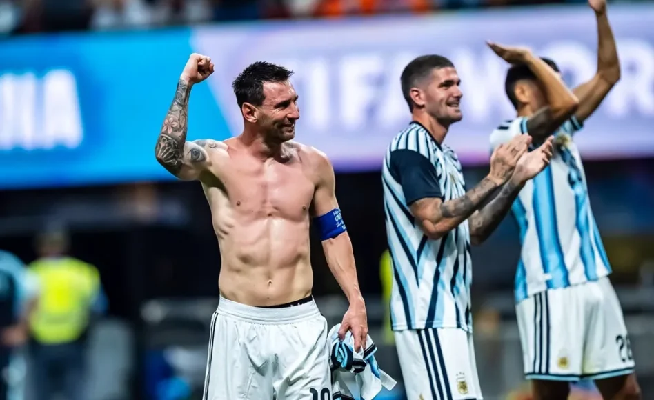 Argentina se salva y sigue en el Mundial con una insólita remontada