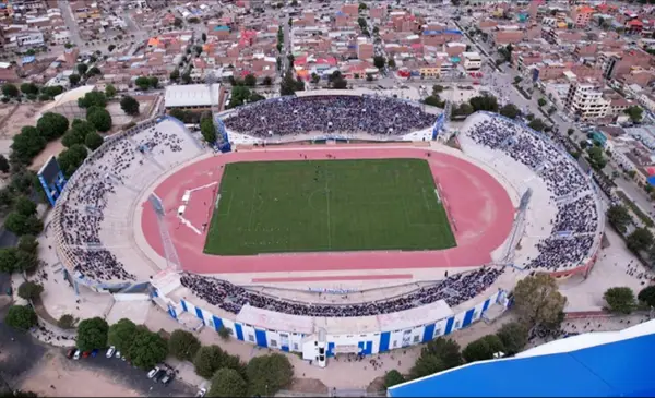 Estadio. GV San José contra The Strongest