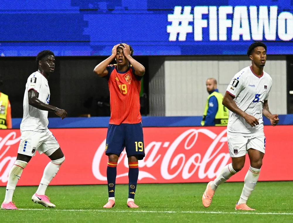Lamine Yamal se lamenta porque España empata a 0 contra Cabo Verde.