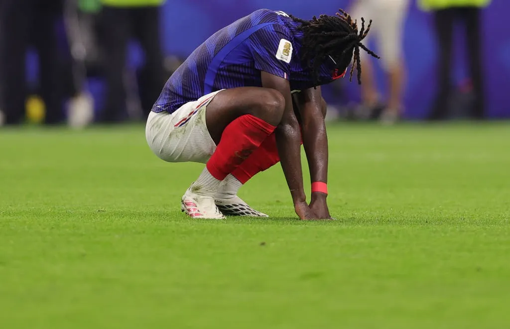 Koné se lamenta tras la derrota de Francia contra España en el Mundial 2026.